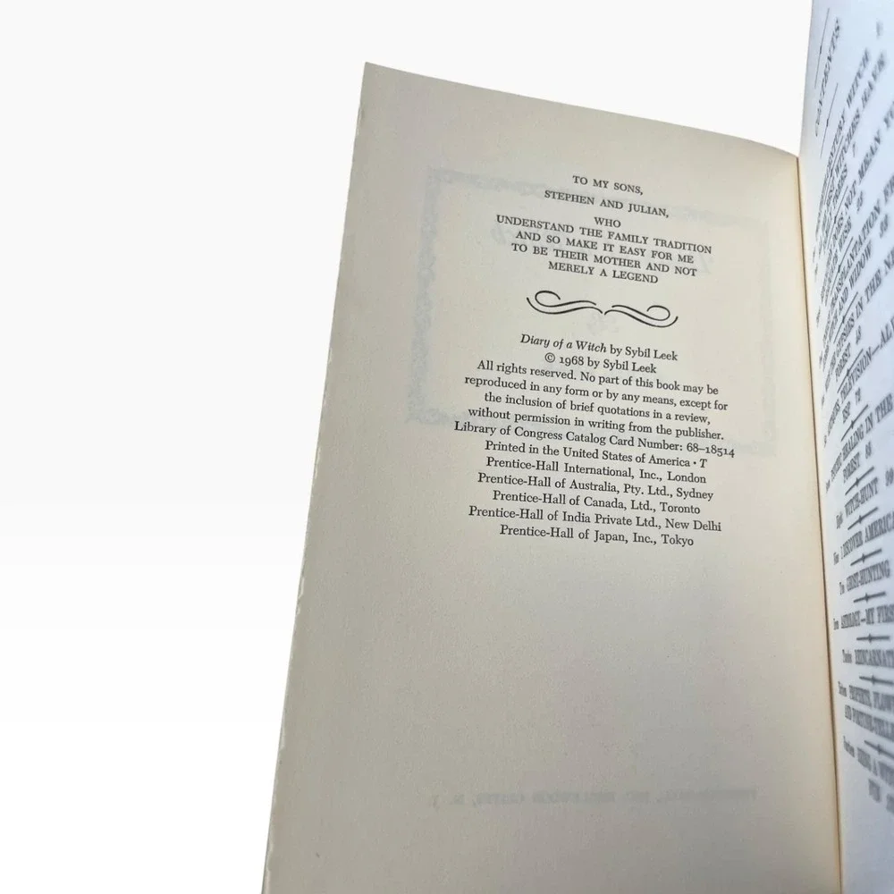 Diary of a Witch by Sybil Leek 1968 Hardcover Occult Spirituality BCE